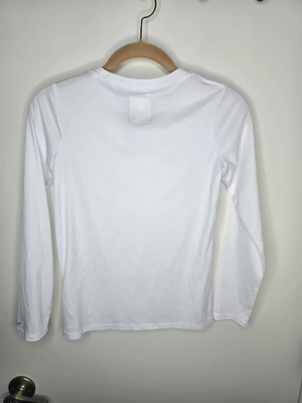 Hurley White Long Sleeve Kids Rash Guard  Pastel Rainbow Heart Logo 10/12